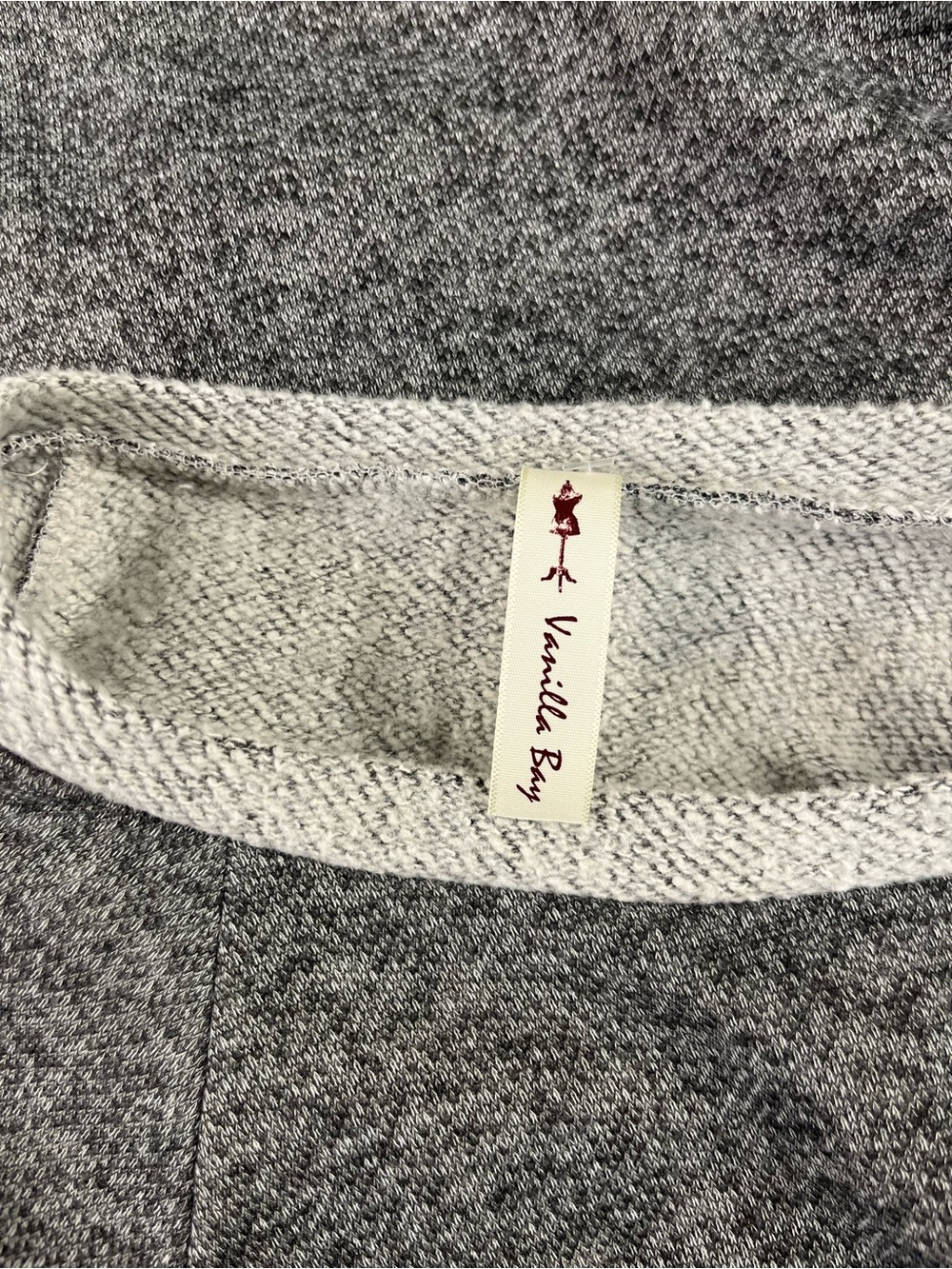 Vanilla Bay sweatshirt size large - Picture 6 of 8